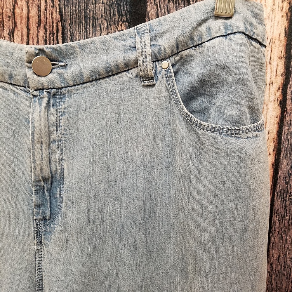 Light Wash Gauchos - Picture 3 of 7